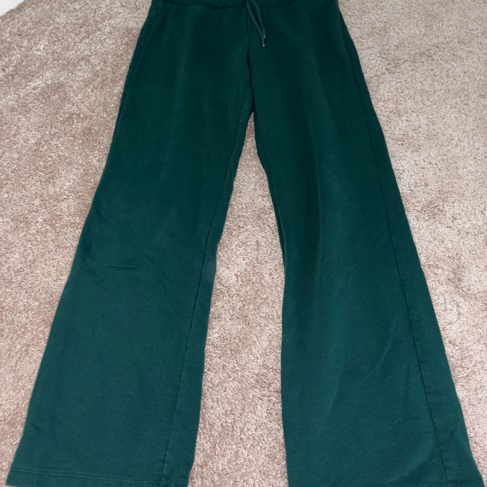 Women’s Green Wide-Leg Pants
